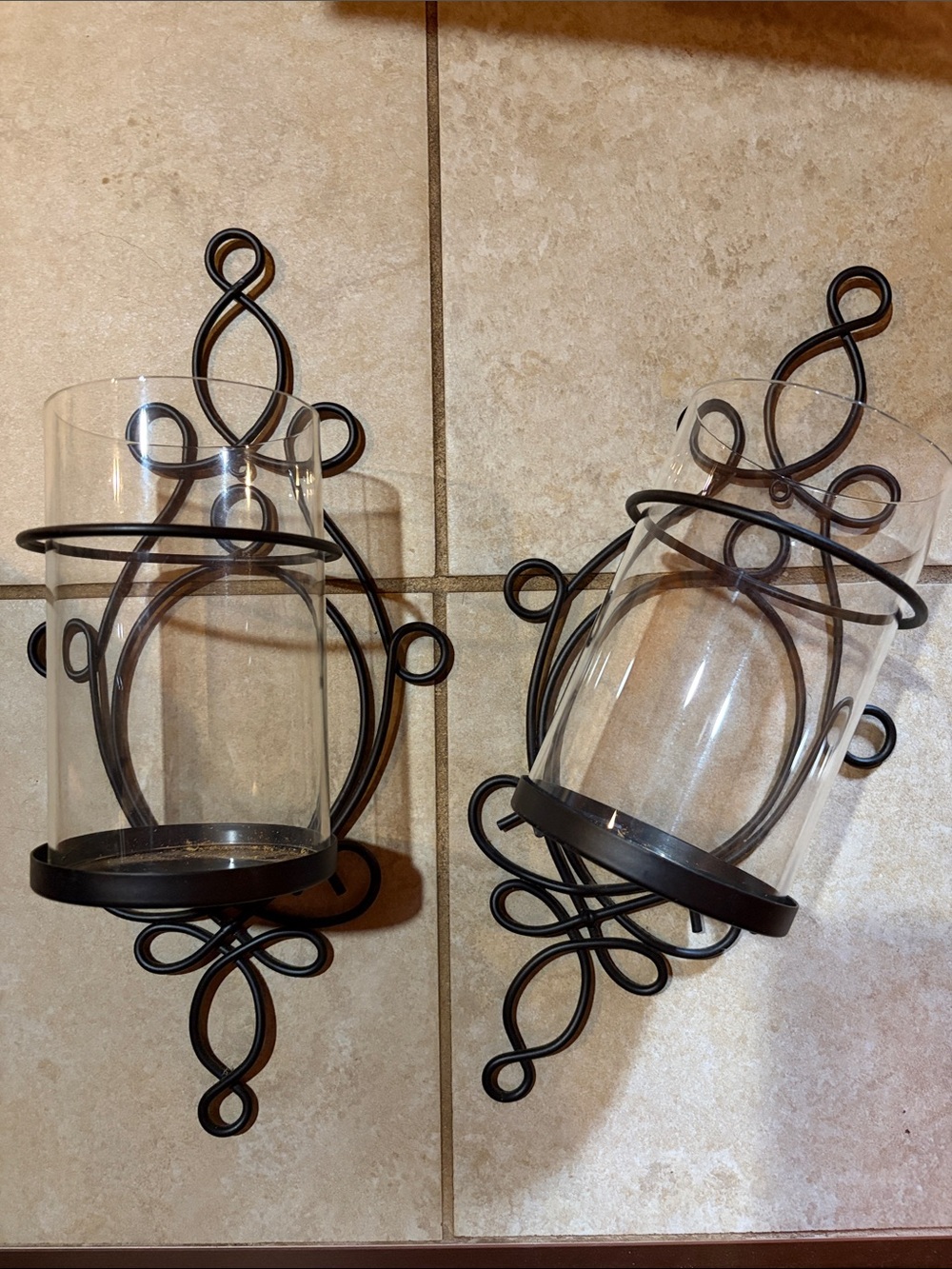 Set of 2 wall sconces